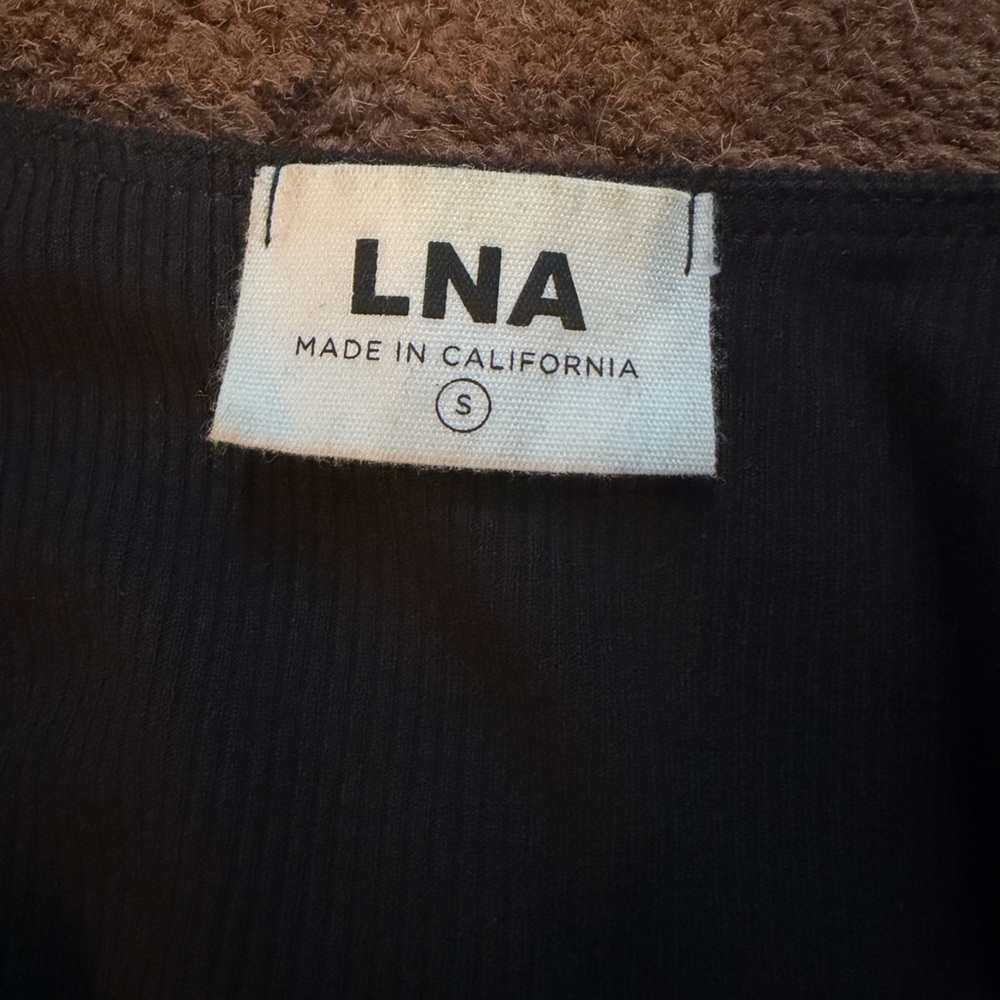 LNA Kinski Crop Ribbed Top - Picture 3 of 5